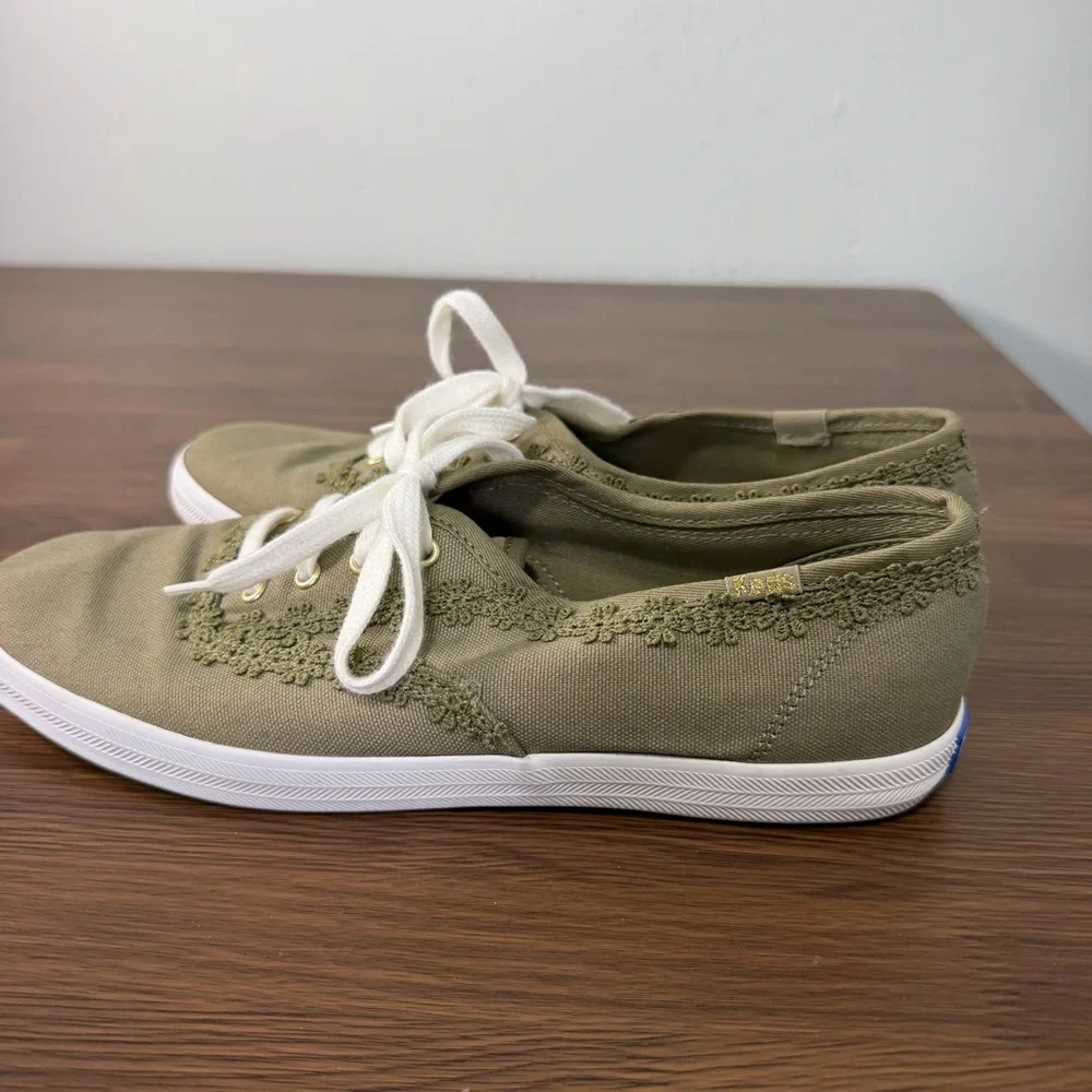 Keds Champion Crochet‎ Olive Green Canvas Sneakers WF66259 Womens 8.5
